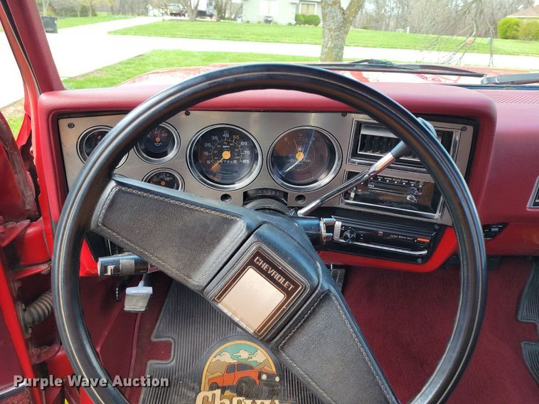 image for item DR7946 1984 Chevrolet  C10 pickup truck
