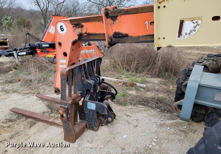 image for item DR7953 2006 JLG G6-42A telehandler