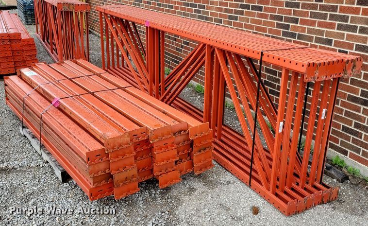 image for item DR7967 Pallet racking