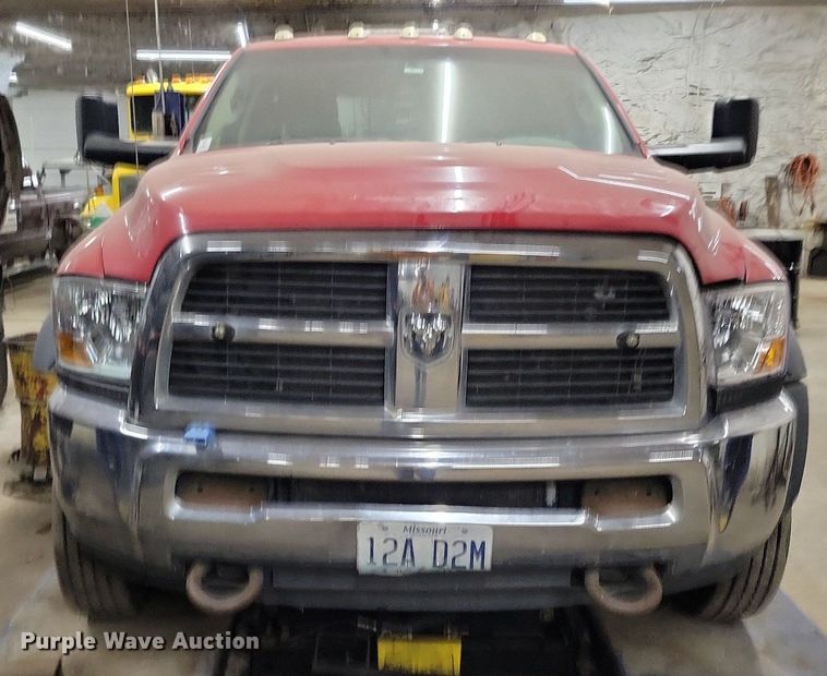 image for item DR7970 2011 Dodge Ram 5500HD Crew Cab utility / service truck
