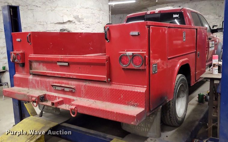 image for item DR7970 2011 Dodge Ram 5500HD Crew Cab utility / service truck