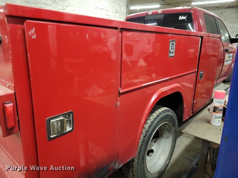 image for item DR7970 2011 Dodge Ram 5500HD Crew Cab utility / service truck