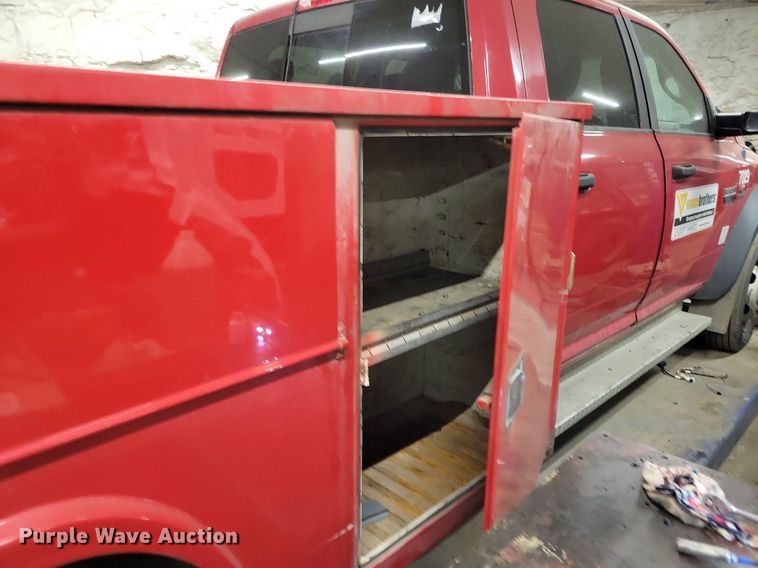 image for item DR7970 2011 Dodge Ram 5500HD Crew Cab utility / service truck