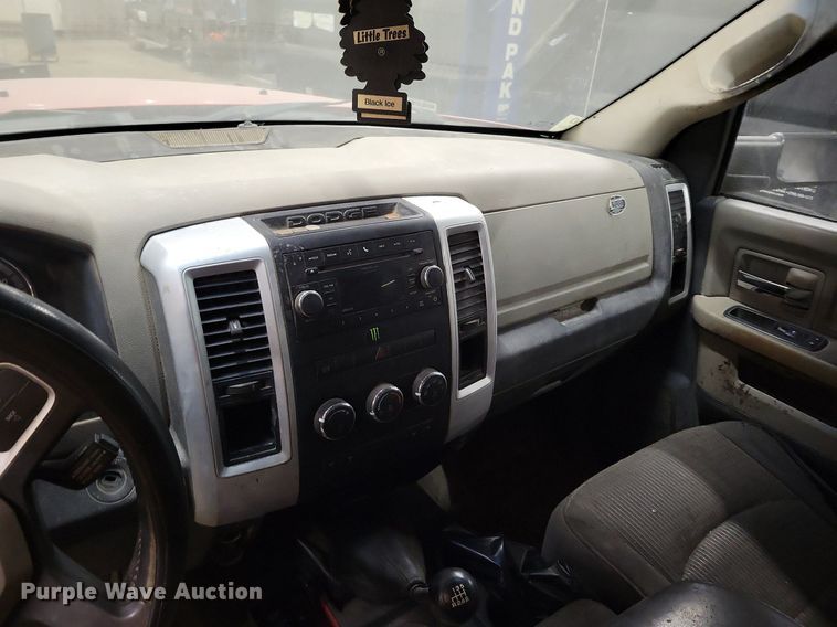 image for item DR7970 2011 Dodge Ram 5500HD Crew Cab utility / service truck