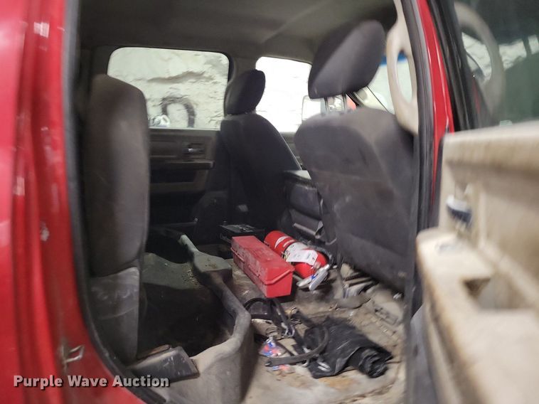 image for item DR7970 2011 Dodge Ram 5500HD Crew Cab utility / service truck