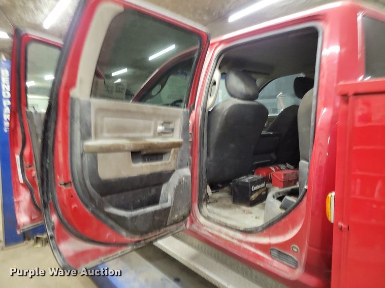 image for item DR7970 2011 Dodge Ram 5500HD Crew Cab utility / service truck
