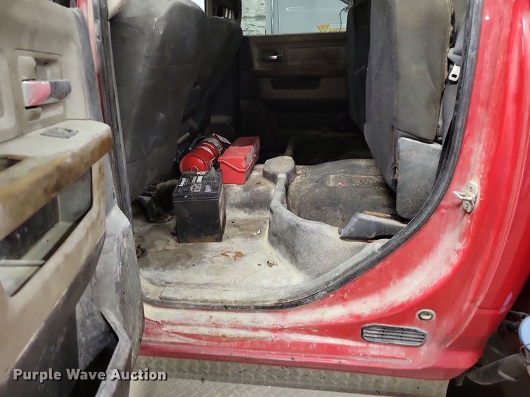 image for item DR7970 2011 Dodge Ram 5500HD Crew Cab utility / service truck