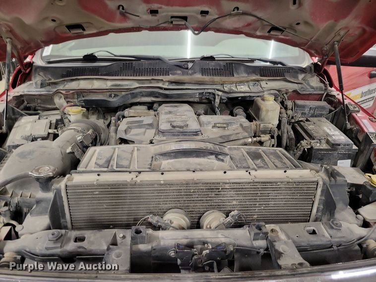 image for item DR7970 2011 Dodge Ram 5500HD Crew Cab utility / service truck