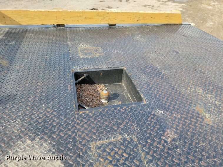 image for item DR7975 2011 Dodge Ram 5500HD Crew Cab flatbed truck