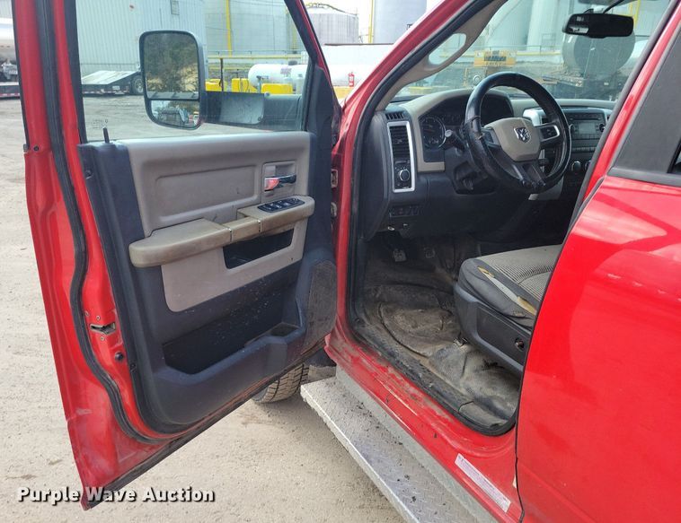 image for item DR7975 2011 Dodge Ram 5500HD Crew Cab flatbed truck