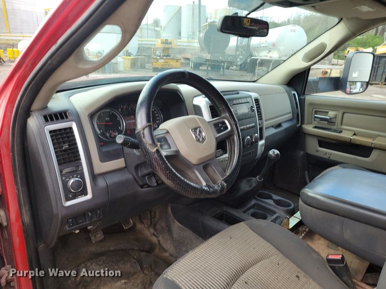 image for item DR7975 2011 Dodge Ram 5500HD Crew Cab flatbed truck