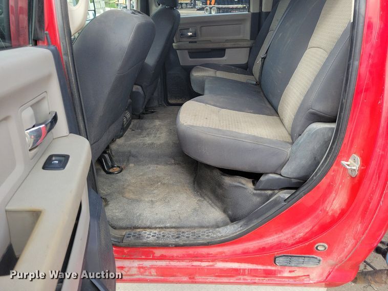 image for item DR7975 2011 Dodge Ram 5500HD Crew Cab flatbed truck