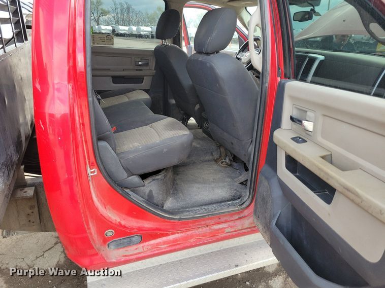 image for item DR7975 2011 Dodge Ram 5500HD Crew Cab flatbed truck