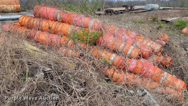 image for item DR7976 Approximately 425 traffic barrels