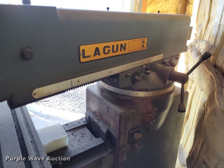 image for item DR7982 Bridgeport milling machine