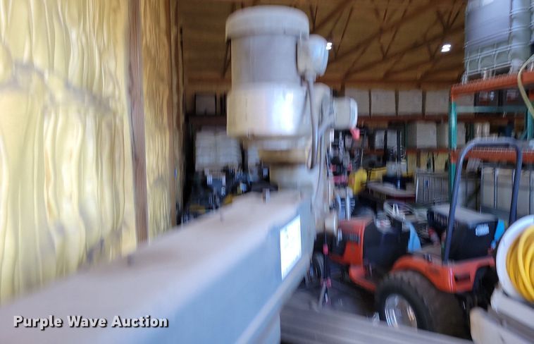 image for item DR7982 Bridgeport milling machine