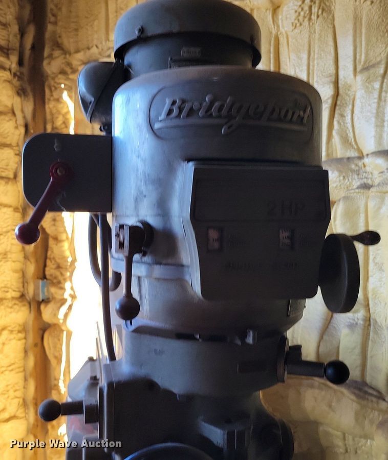 image for item DR7982 Bridgeport milling machine