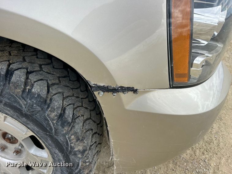 image for item DS0850 2013 Chevrolet Suburban LT SUV