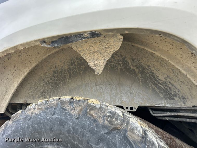 image for item DS0850 2013 Chevrolet Suburban LT SUV