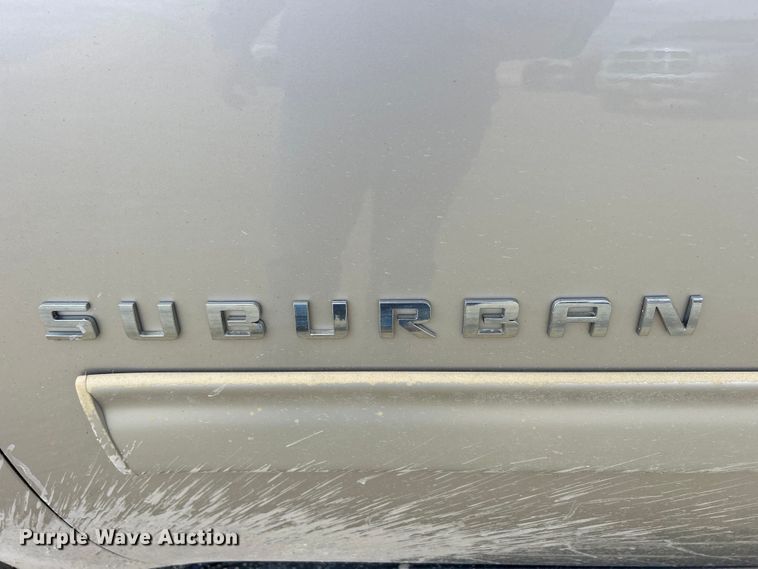 image for item DS0850 2013 Chevrolet Suburban LT SUV