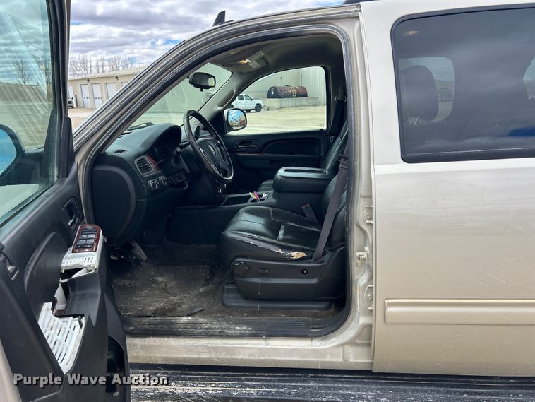 image for item DS0850 2013 Chevrolet Suburban LT SUV