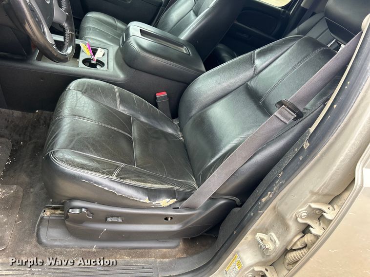 image for item DS0850 2013 Chevrolet Suburban LT SUV