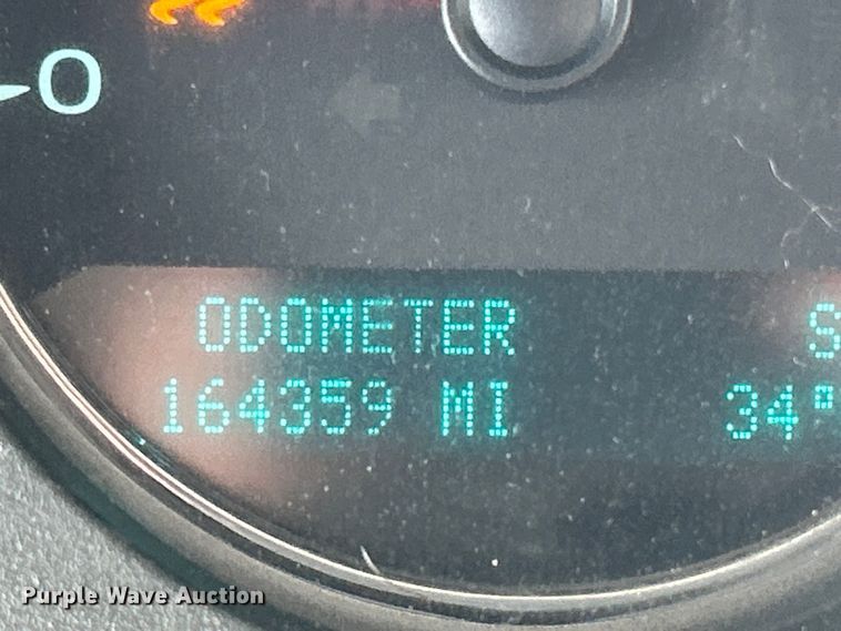 image for item DS0850 2013 Chevrolet Suburban LT SUV