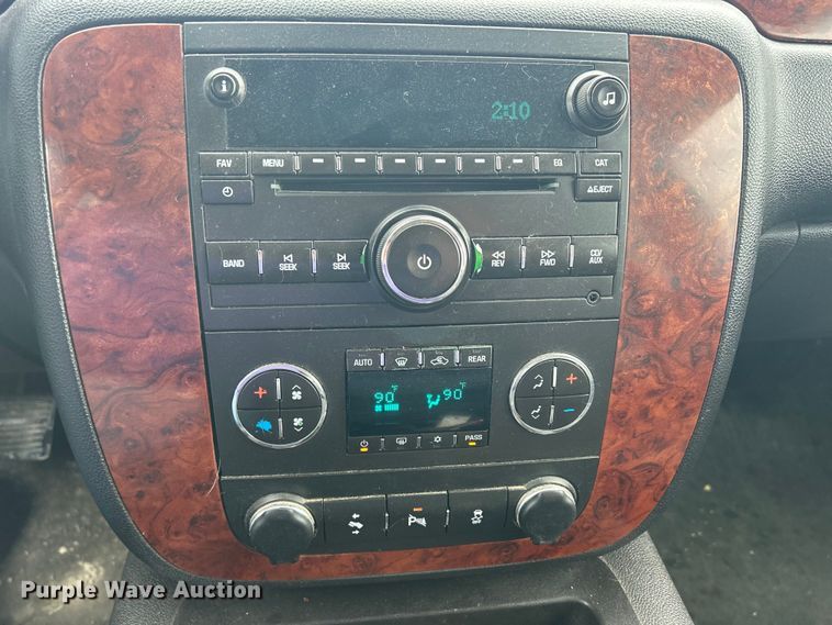 image for item DS0850 2013 Chevrolet Suburban LT SUV