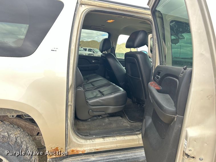 image for item DS0850 2013 Chevrolet Suburban LT SUV