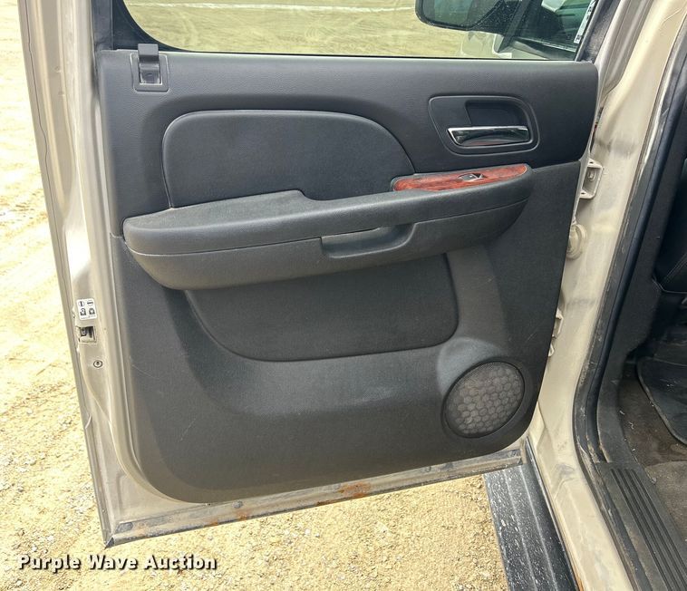 image for item DS0850 2013 Chevrolet Suburban LT SUV