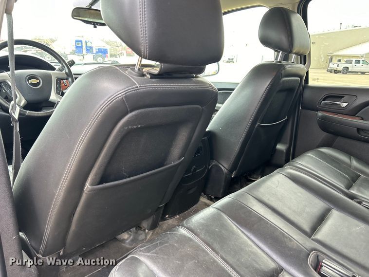 image for item DS0850 2013 Chevrolet Suburban LT SUV