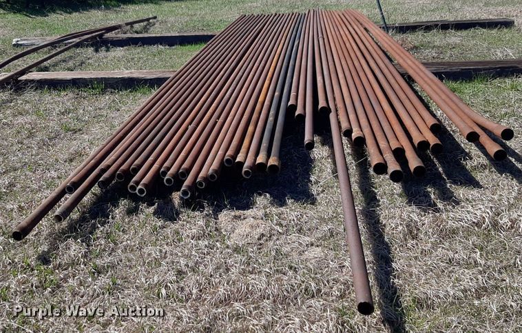 image for item DV9913 Approximately 43 joints of 30' L x 2 3/8