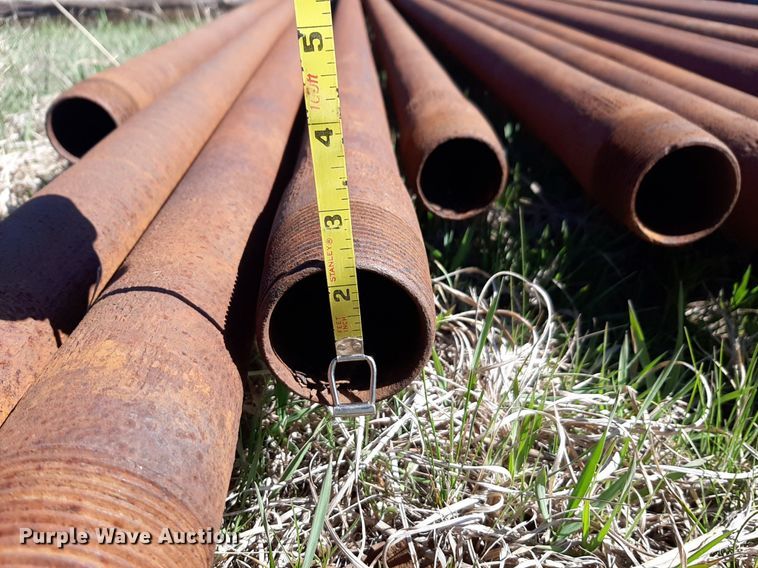 image for item DV9913 Approximately 43 joints of 30' L x 2 3/8