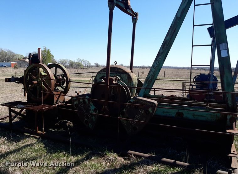 image for item DV9920 Emsco D80 pump jack