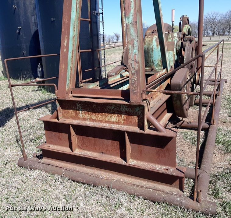 image for item DV9920 Emsco D80 pump jack