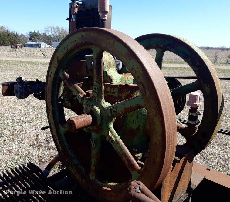 image for item DV9920 Emsco D80 pump jack