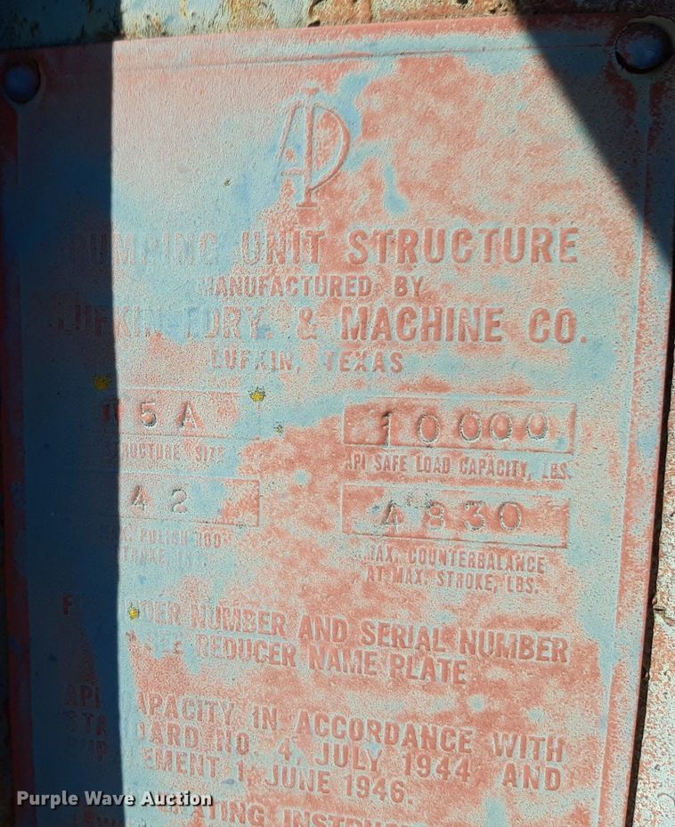 image for item DV9921 Lufkin pump jack