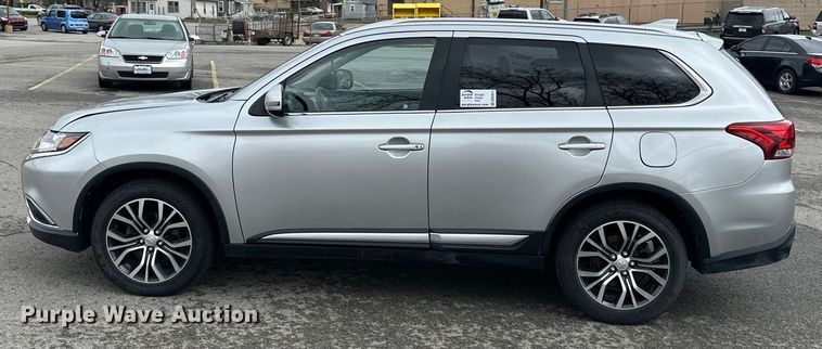 image for item DW2971 2018 Mitsubishi Outlander SEL SUV