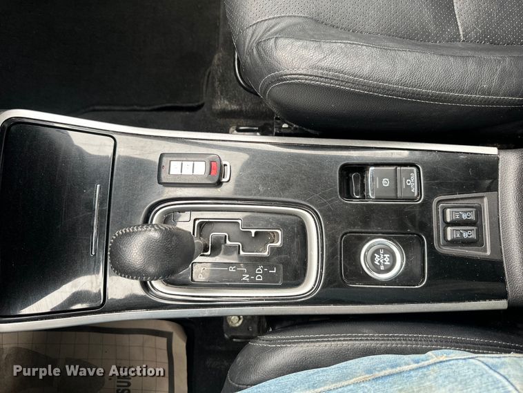 image for item DW2971 2018 Mitsubishi Outlander SEL SUV