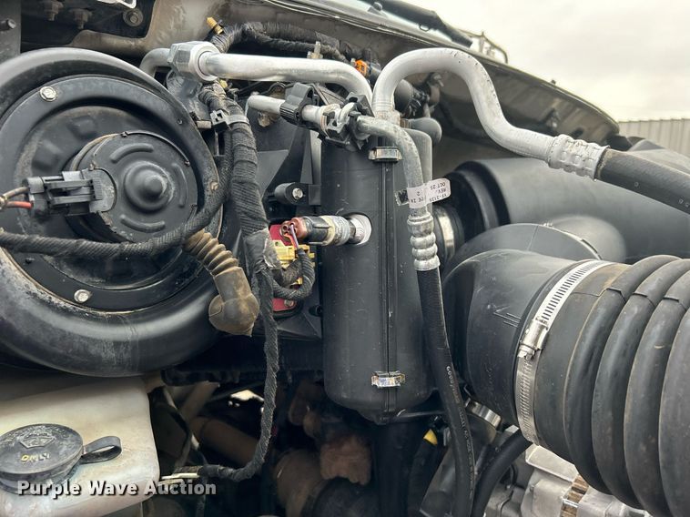 image for item EG1183 2007 Ford F650 Super Duty flatbed truck