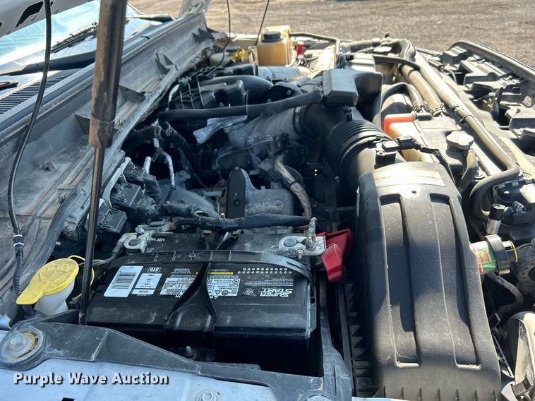 image for item EG1220 2015 Ford F550 Super Duty Crew Cab flatbed truck