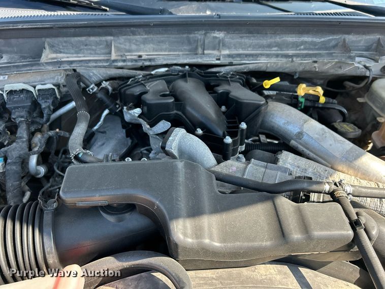 image for item EG1220 2015 Ford F550 Super Duty Crew Cab flatbed truck