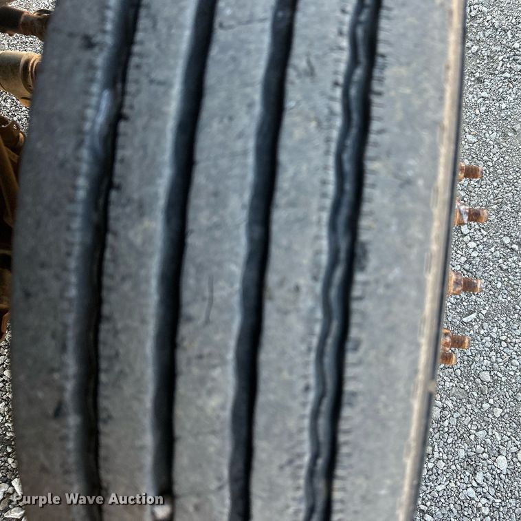 image for item EG1220 2015 Ford F550 Super Duty Crew Cab flatbed truck