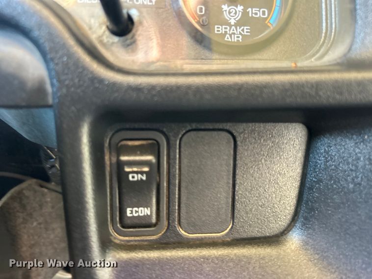 image for item EG1279 2013 International  school bus