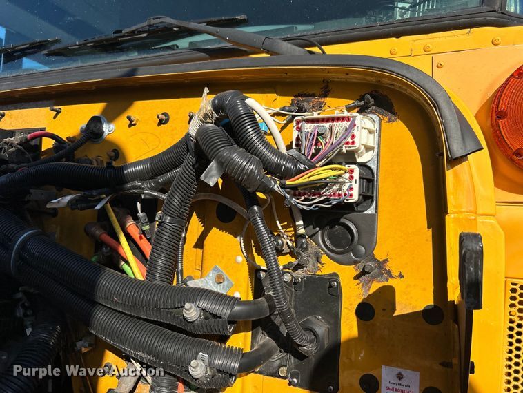 image for item EG1279 2013 International  school bus