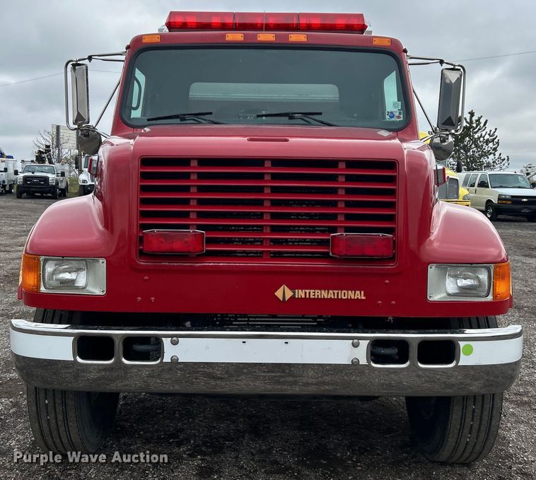 image for item EG1290 1993 International  4900 pumper fire truck
