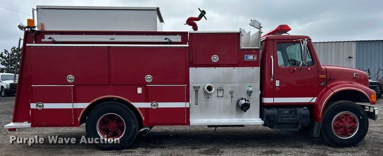 image for item EG1290 1993 International  4900 pumper fire truck
