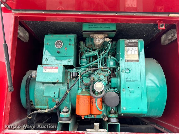 image for item EG1290 1993 International  4900 pumper fire truck