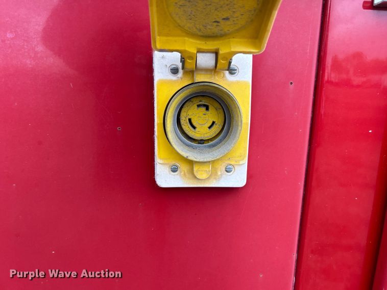 image for item EG1290 1993 International  4900 pumper fire truck