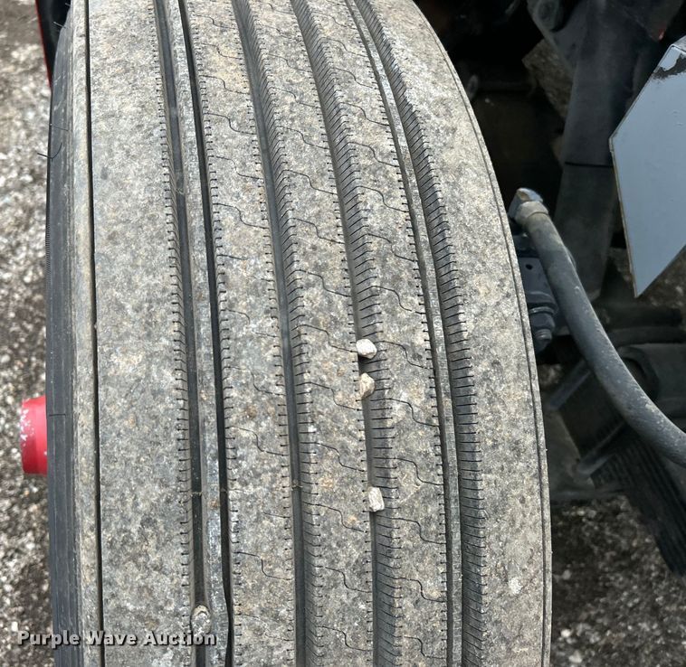 image for item EG1290 1993 International  4900 pumper fire truck